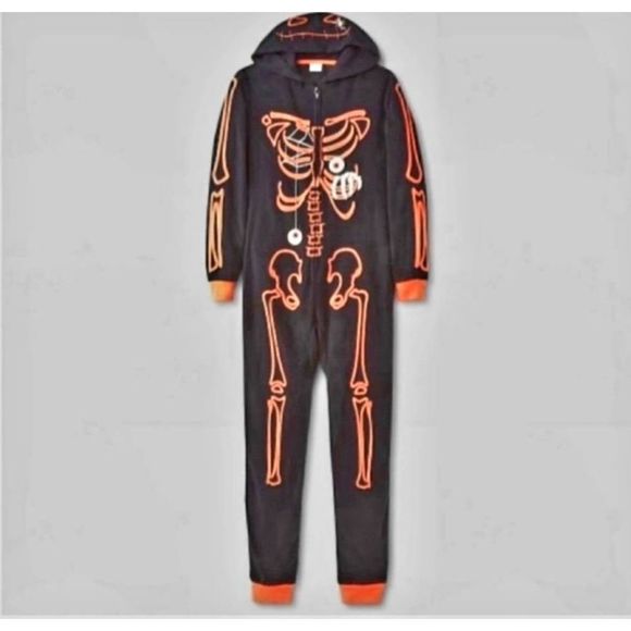 NWT CAT AND JACK SKELETON FLEECE SLEEPER - Picture 5 of 6